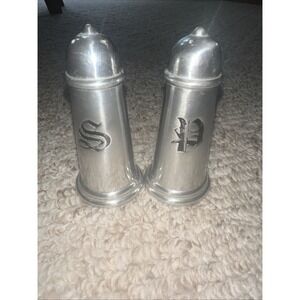 Vintage Wilton Armetale‎ RWP Pewter Salt & Pepper Shakers 4"